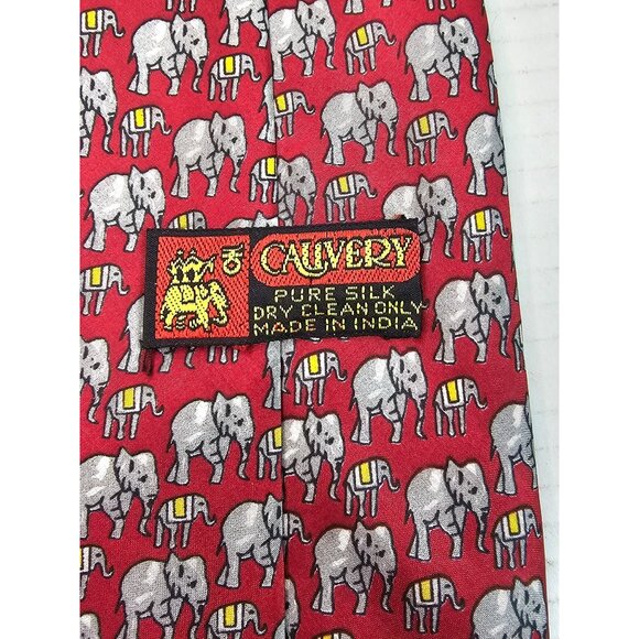 Vtg Cauvery Red Elephant Pattern Tie Pure Silk Mens Neckwear Burgundy India - Picture 3 of 7